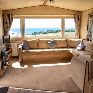 Devon Cliffs Holiday Home